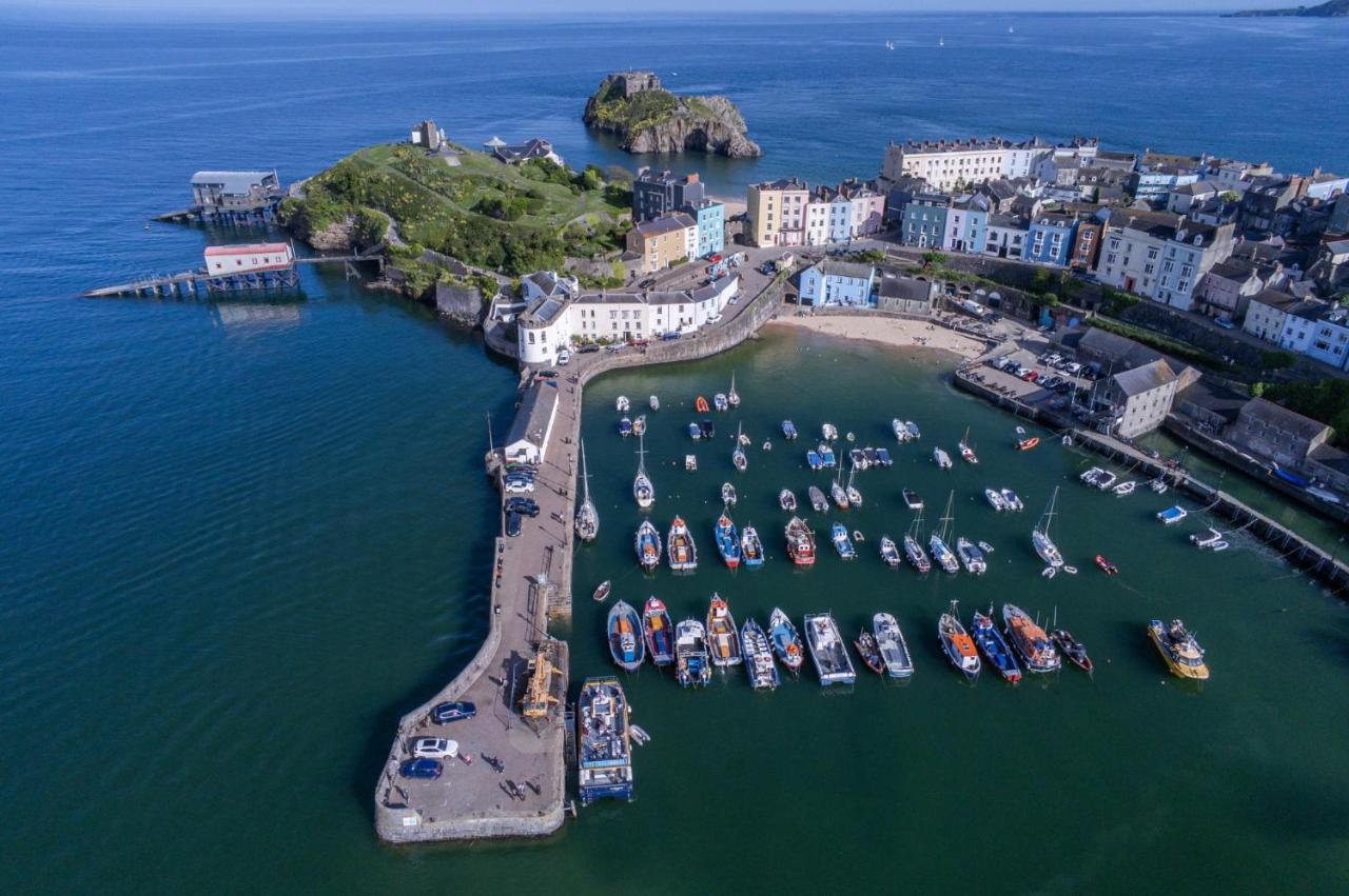 Goscar Court - 1 Bedroom Apartment - Tenby Exterior photo