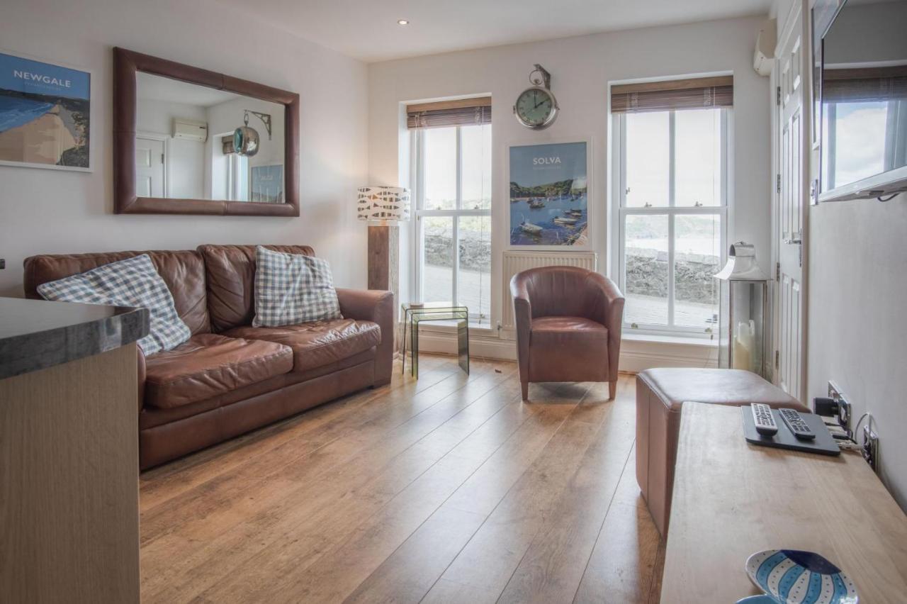 Goscar Court - 1 Bedroom Apartment - Tenby Exterior photo